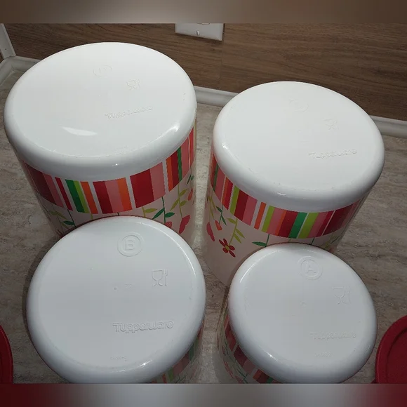 Floral hearts Tupperware canister set